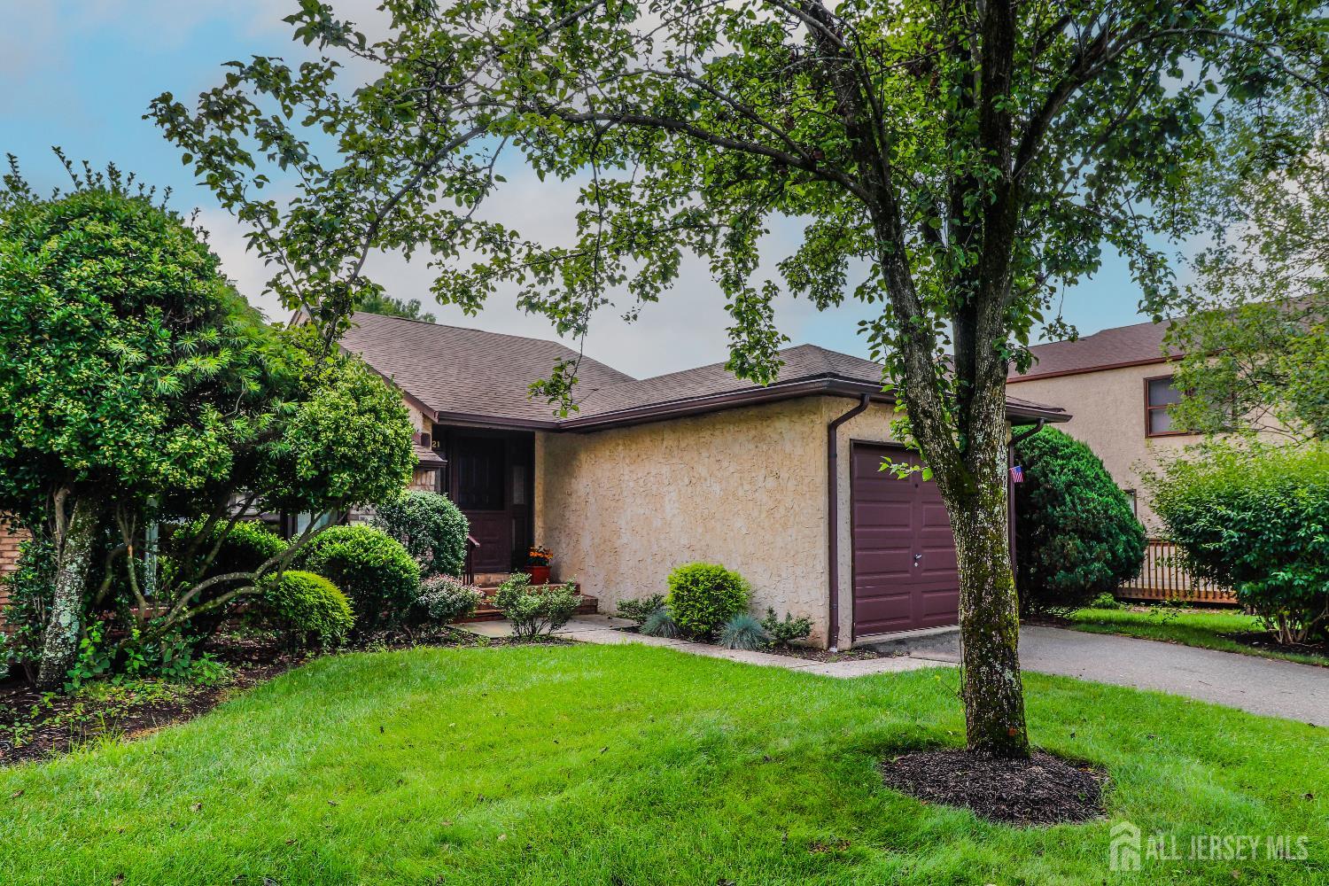 21 Teaberry Drive Image 2