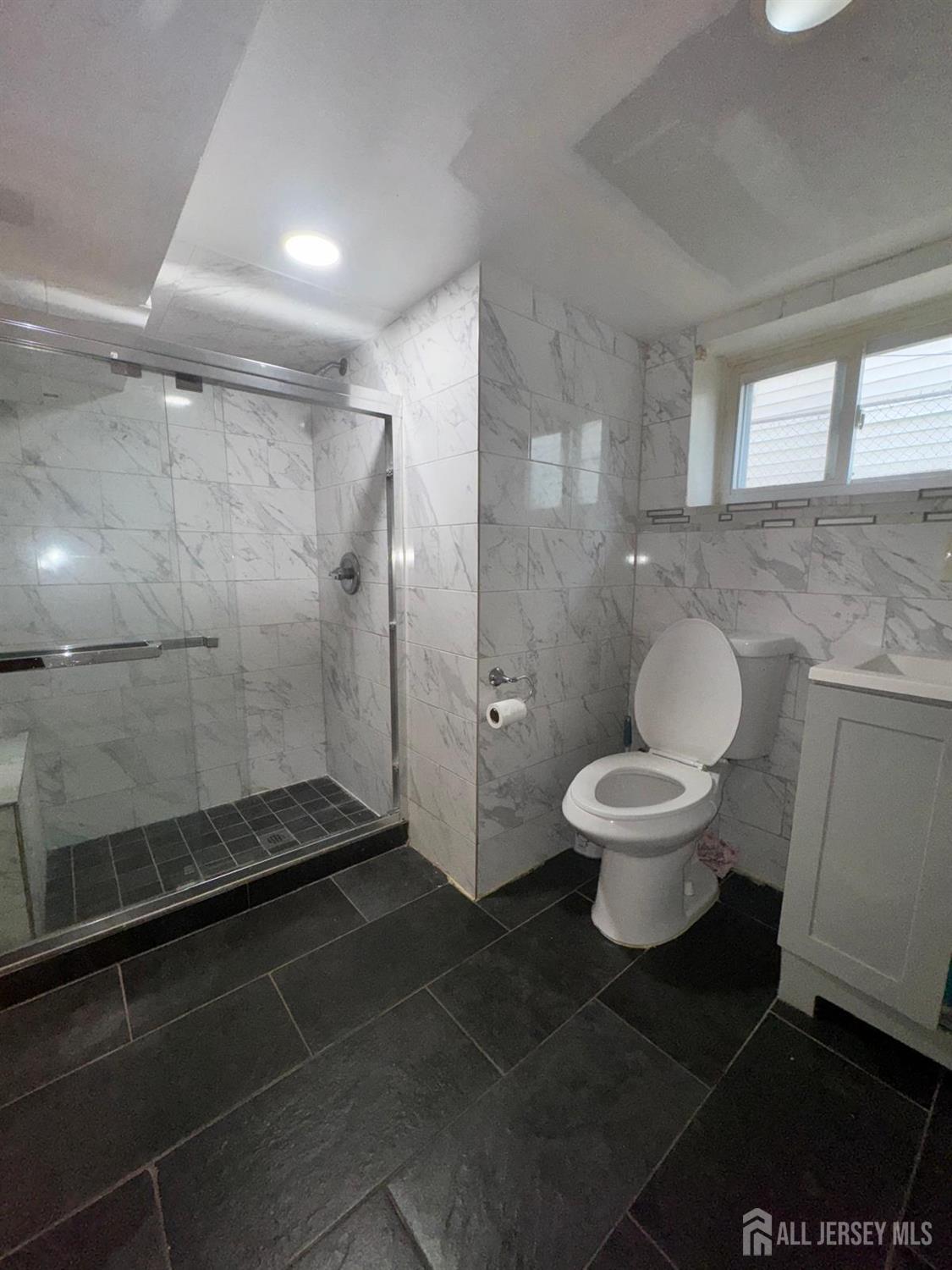 106 Summit Street Image 4