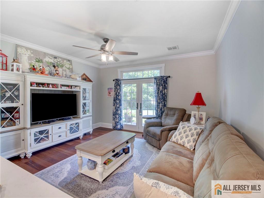 10 Holly Manor Court, Helmetta, NJ, 08828 image 14
