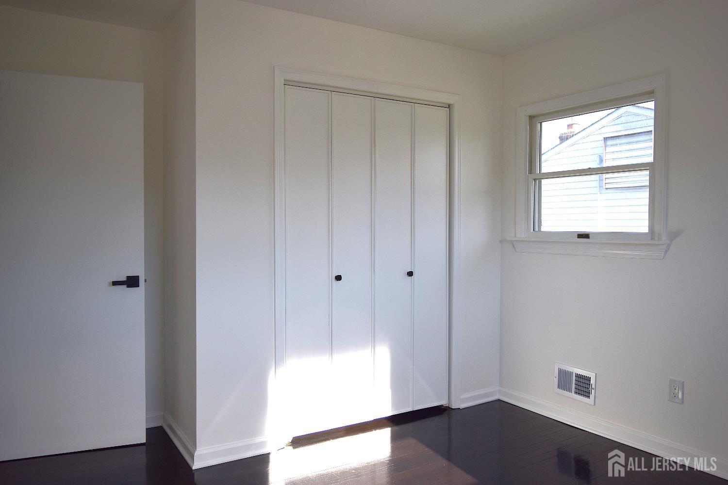 42 Roosevelt Avenue, Colonia, NJ, 07067 image 18