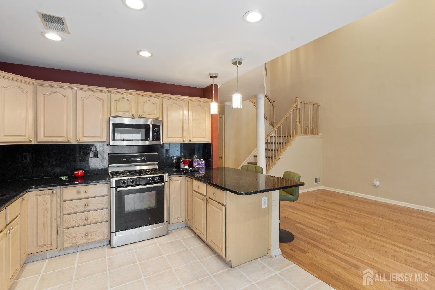 403 Canterbury Way, South Brunswick, NJ, 08540 image 22