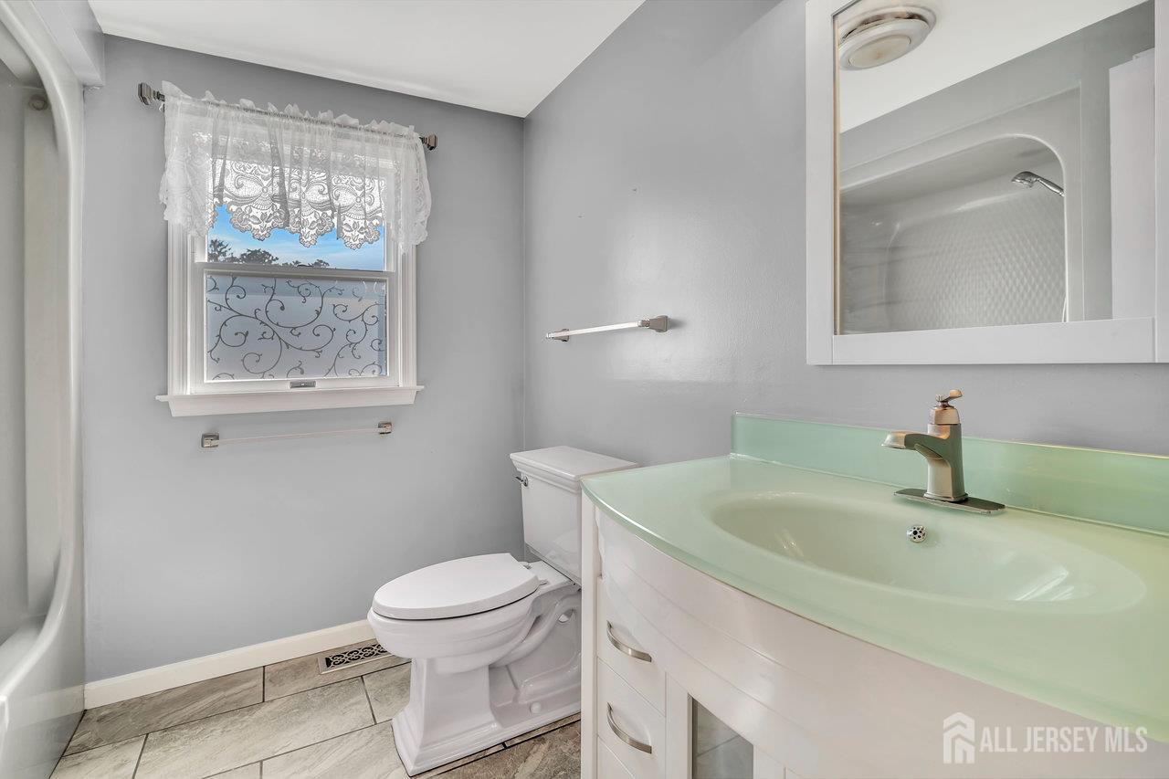 250 Adirondack Avenue, Spotswood, NJ, 08884 image 27