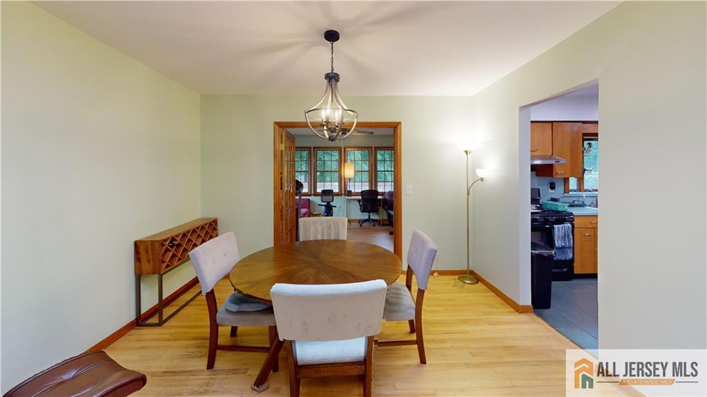 398 Waltham Avenue Image 3