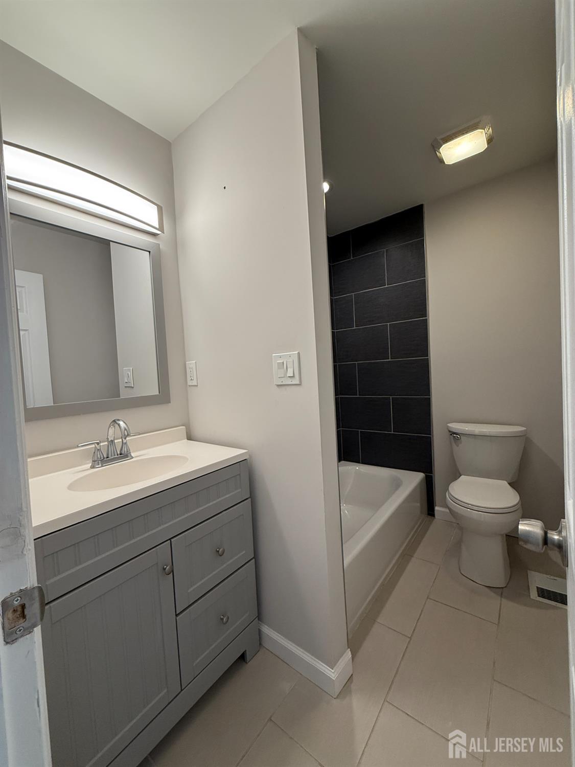11 HOPE Drive, Sayreville, NJ, 08872 image 16