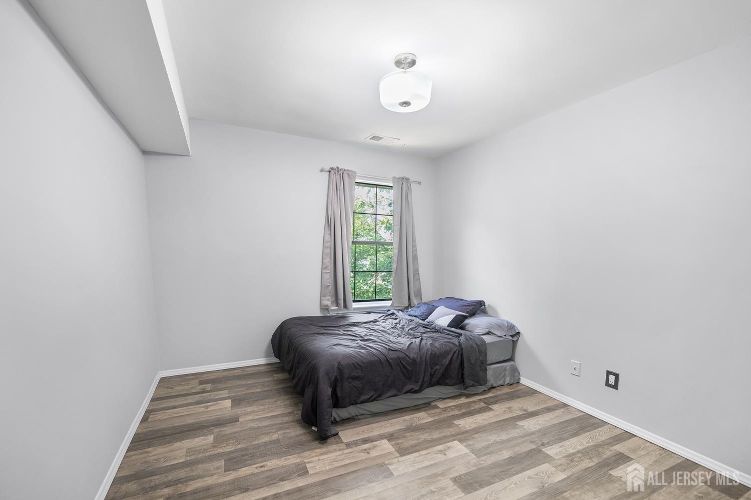 1904 bayhead Drive, Parlin, NJ, 08859 image 11