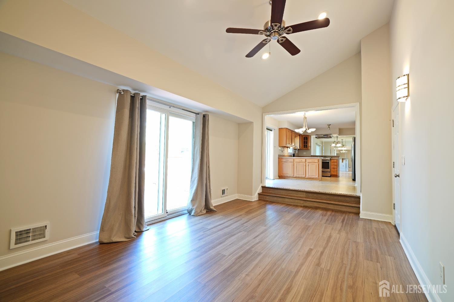 19 Wetherhill Way, South Brunswick, NJ, 08810 image 15