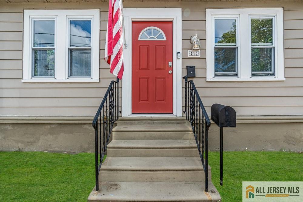 414 Bentley Avenue Image 3