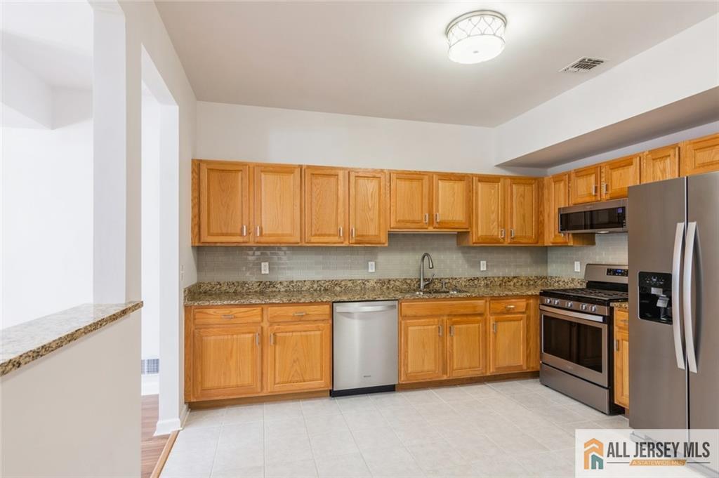 199 Pinelli Drive, Piscataway, NJ, 08854 image 11