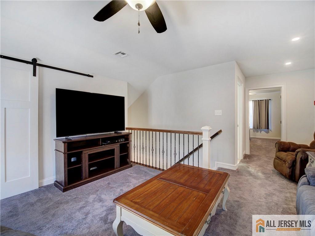 10 Holly Manor Court, Helmetta, NJ, 08828 image 24