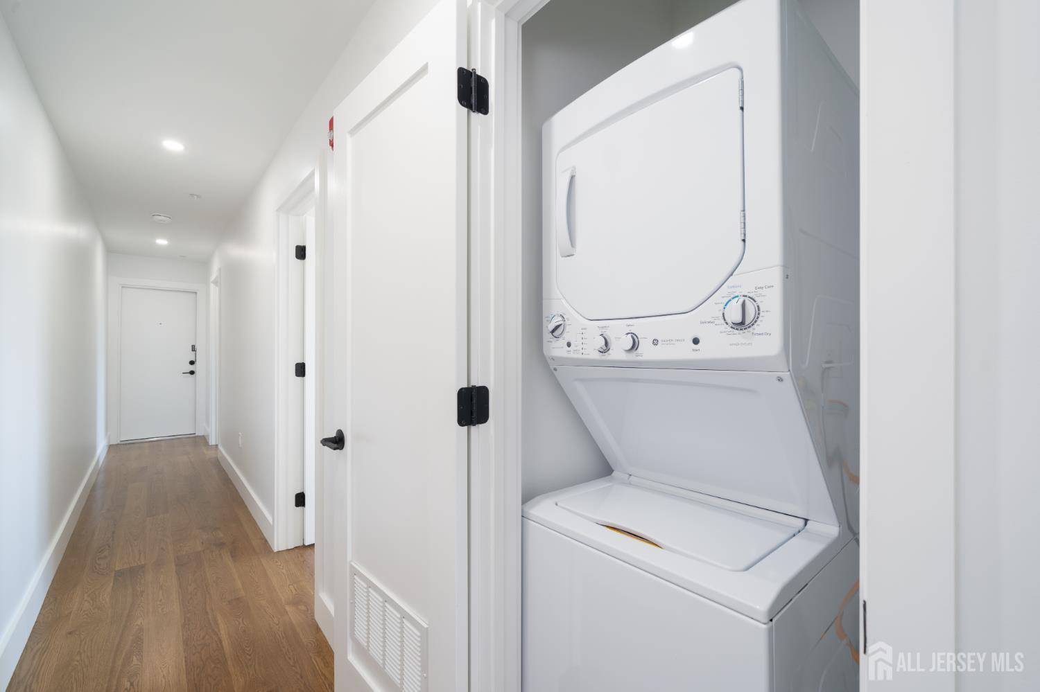 67 Virginia Avenue, Jersey City, NJ, 07304 image 14