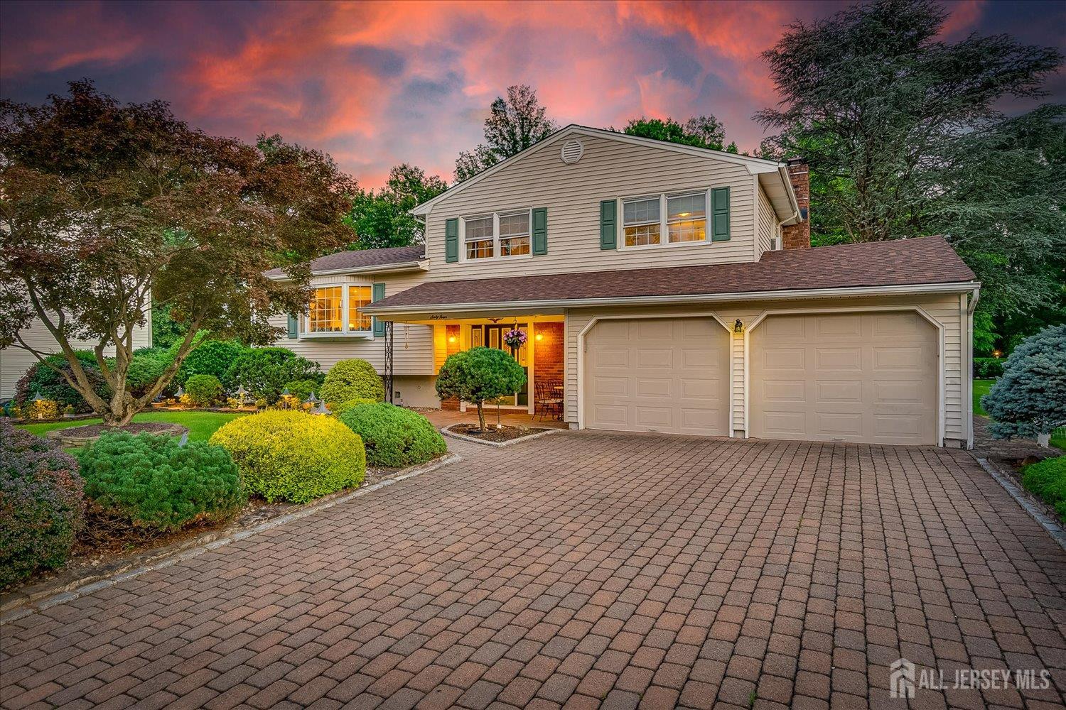 64 Annette Drive Image 1