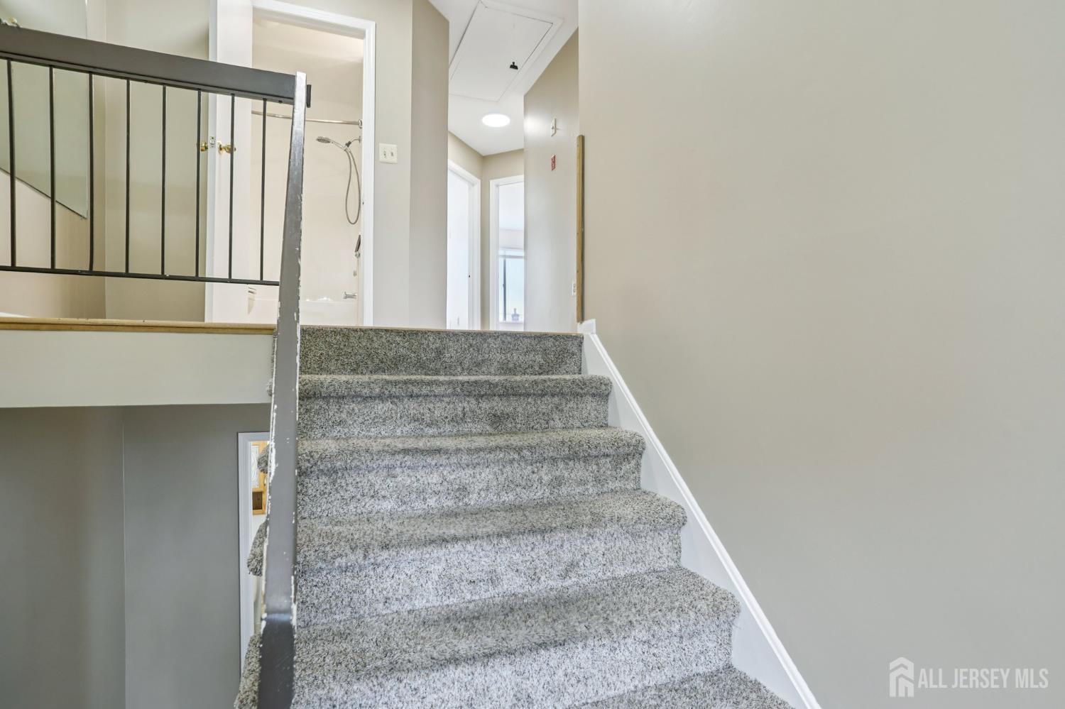 306 Holly Drive, Perth Amboy, NJ, 08861 image 18