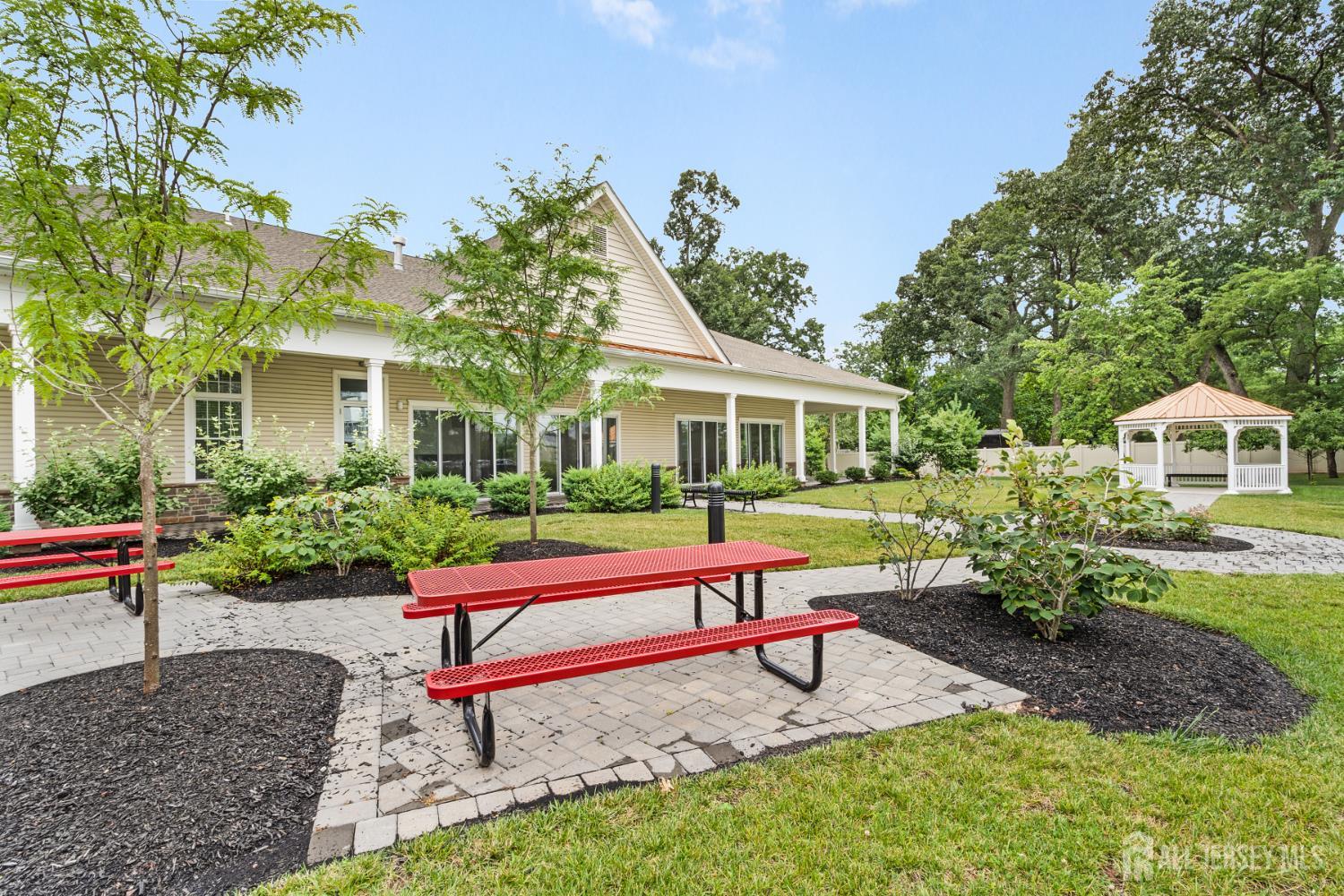 635 Lorhan Drive, Piscataway, NJ, 08854 image 27
