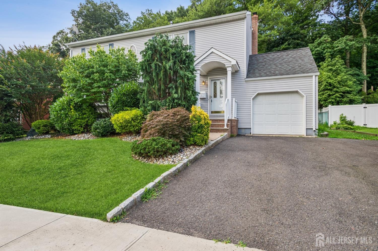 13 Spyros Drive Image 2