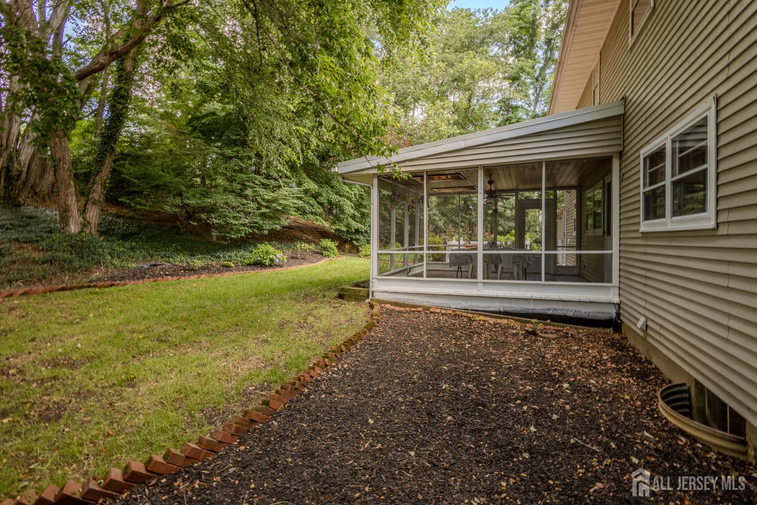 17 Stephens Drive, East Brunswick, NJ, 08816 image 54