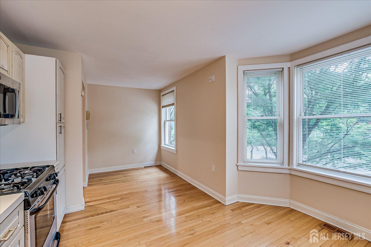 2 Hiram Square, New Brunswick, NJ, 08901 image 9