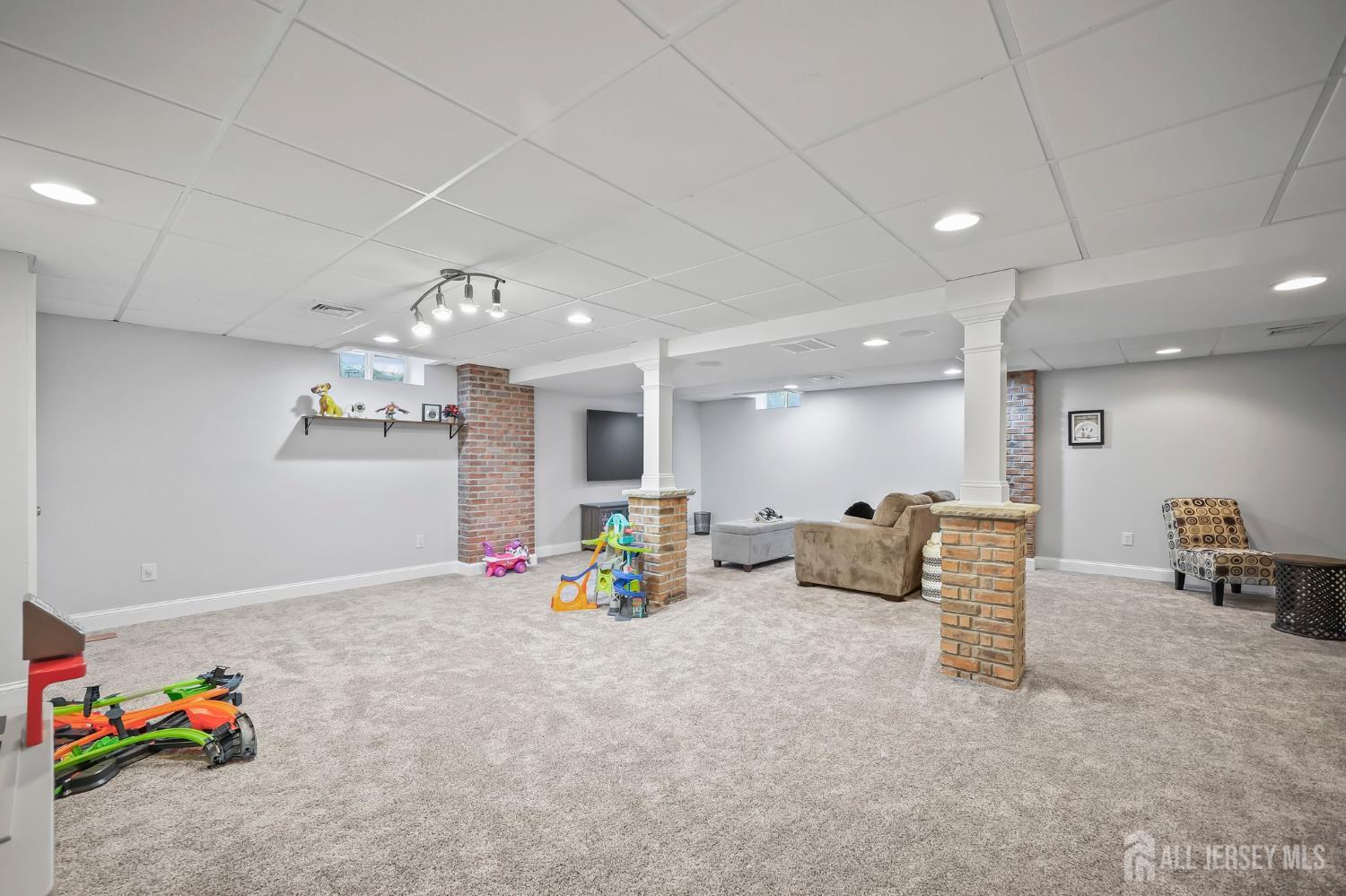 47 Winding Brook Drive, Old Bridge, NJ, 07747 image 37