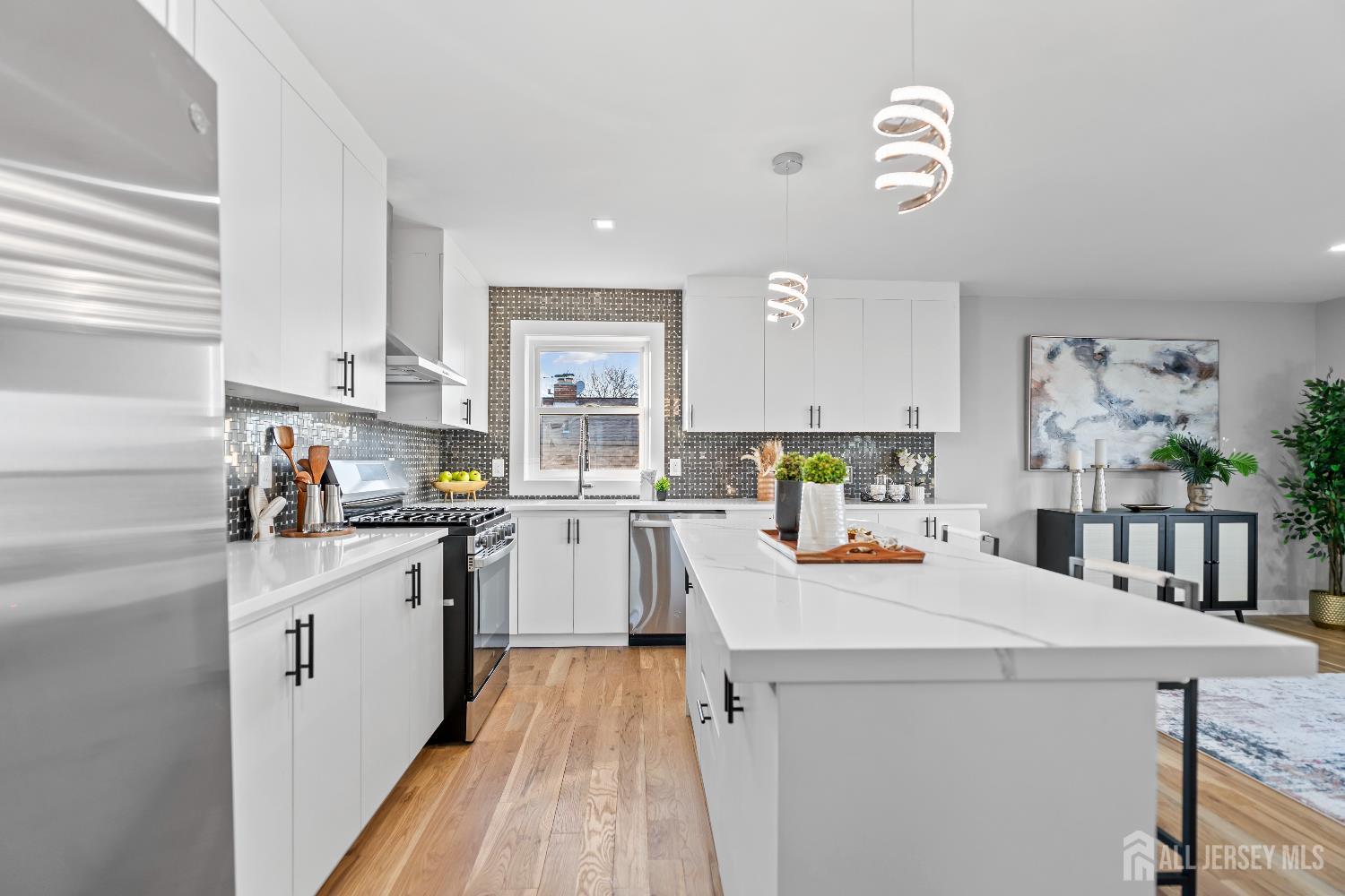 937 Worth Avenue, Linden, NJ, 07036 image 23