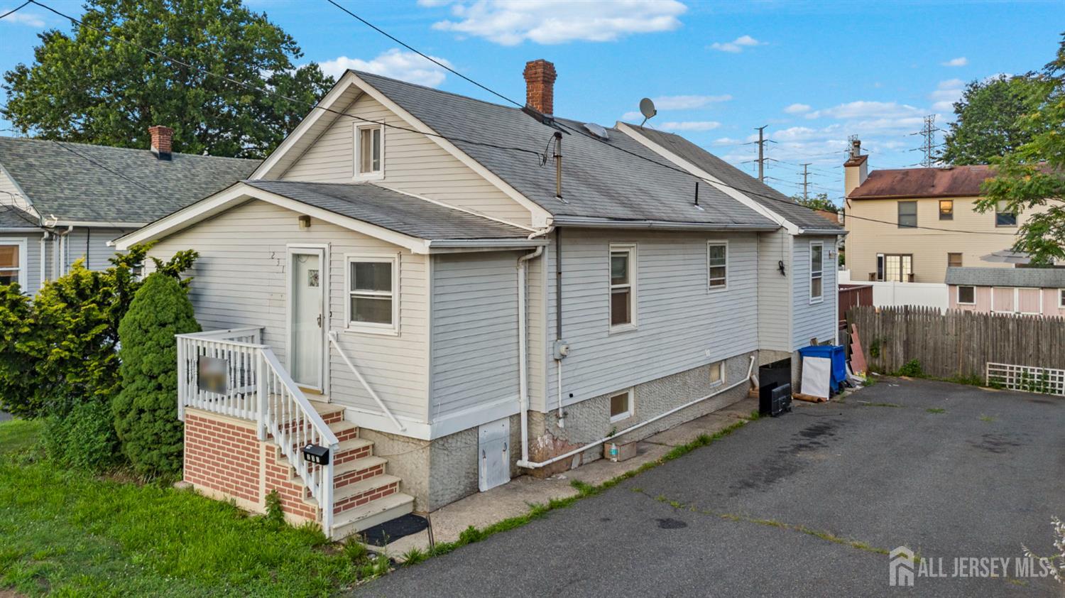 231 old Road, Sewaren, NJ, 07077