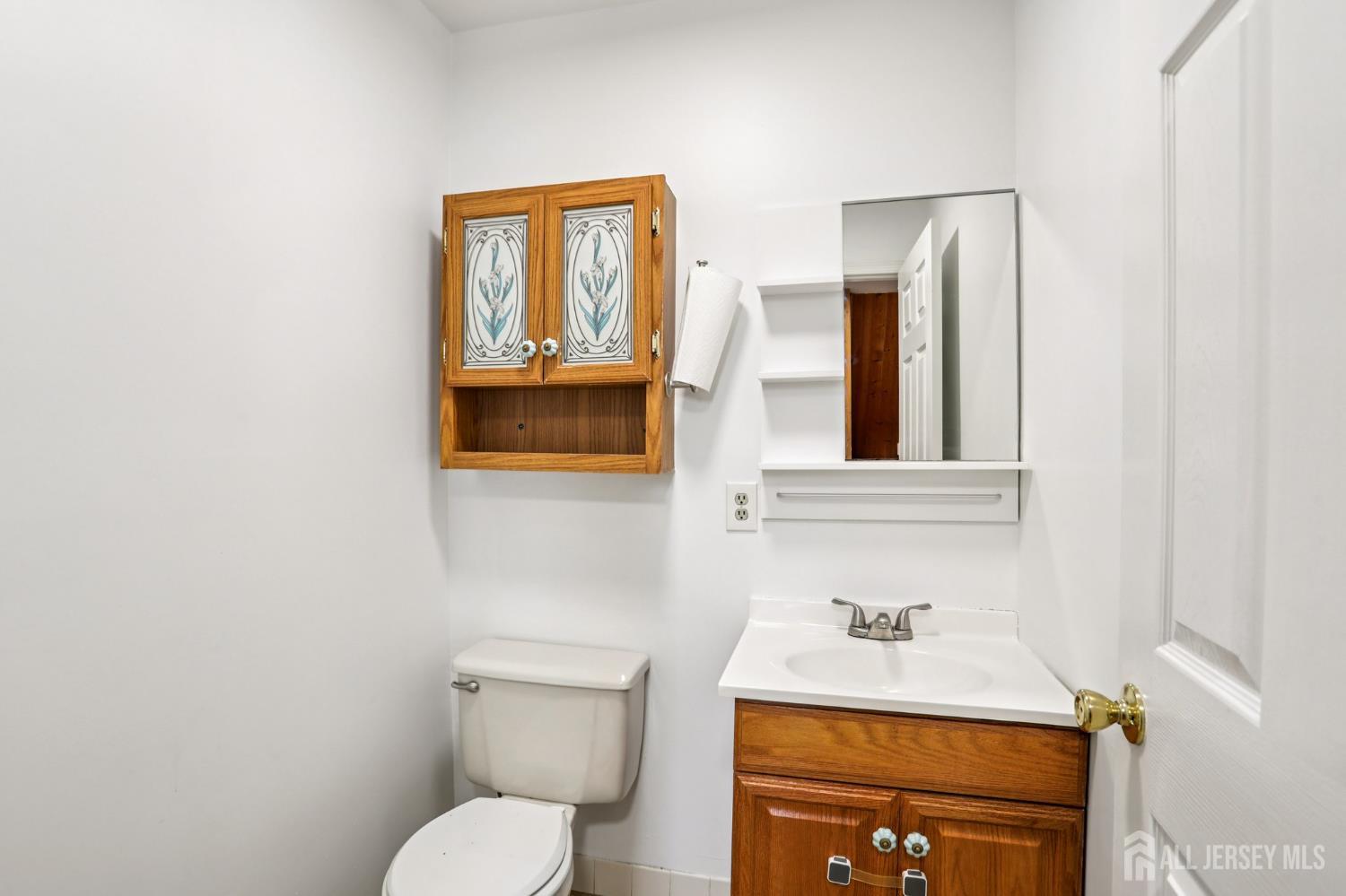 306 Holly Drive, Perth Amboy, NJ, 08861 image 9