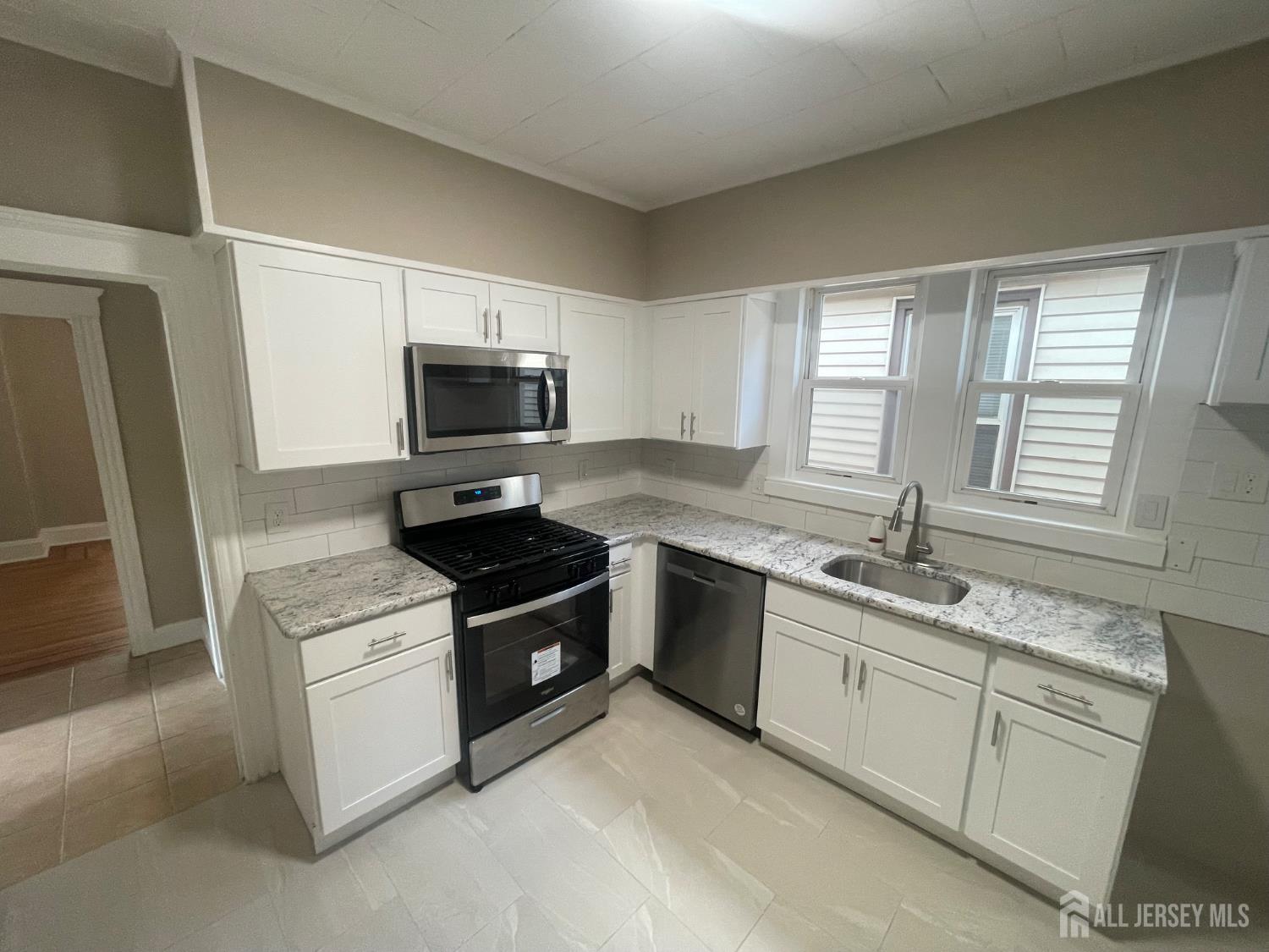 232 Hamilton Street, New Brunswick, NJ, 08901 image 6
