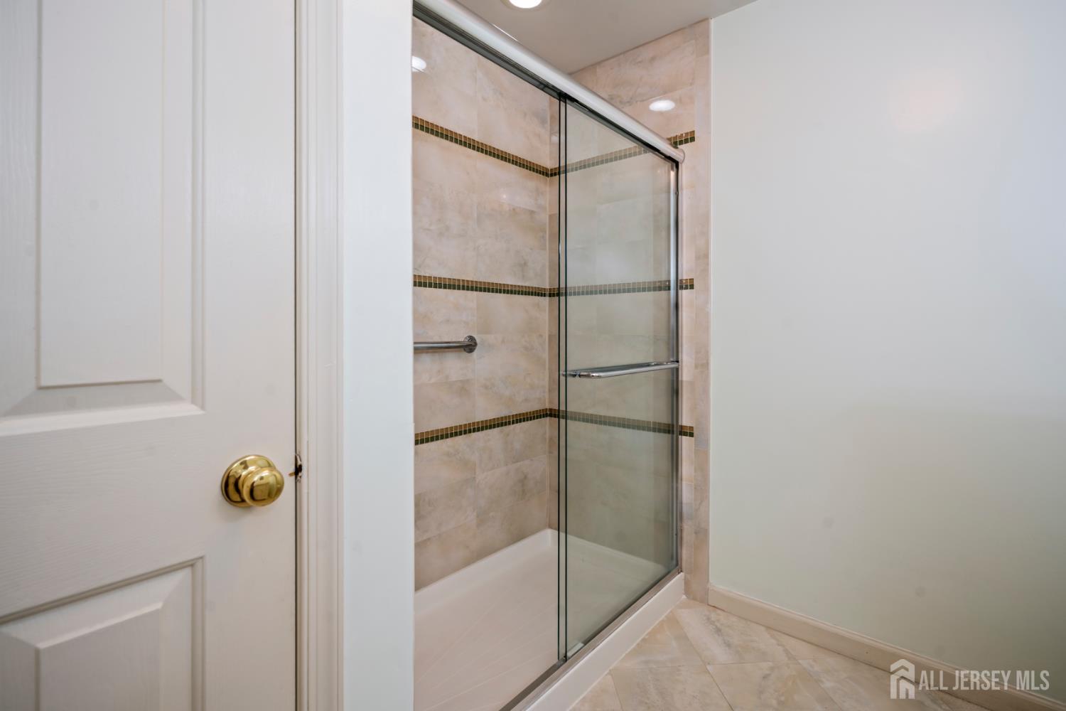 1301 Cypress Lane, East Brunswick, NJ, 08816 image 13