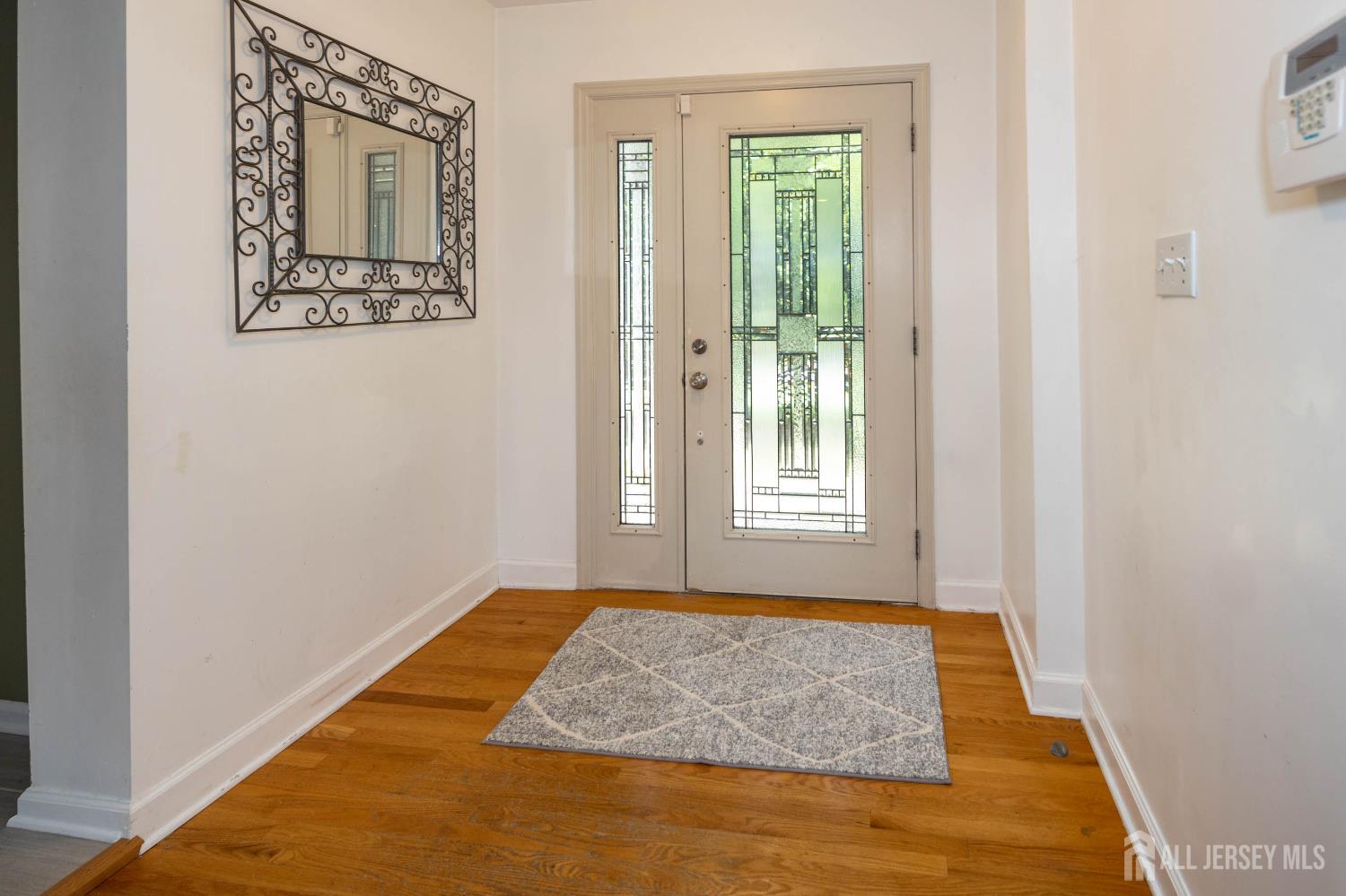 294 Fresh Pond Road Image 3