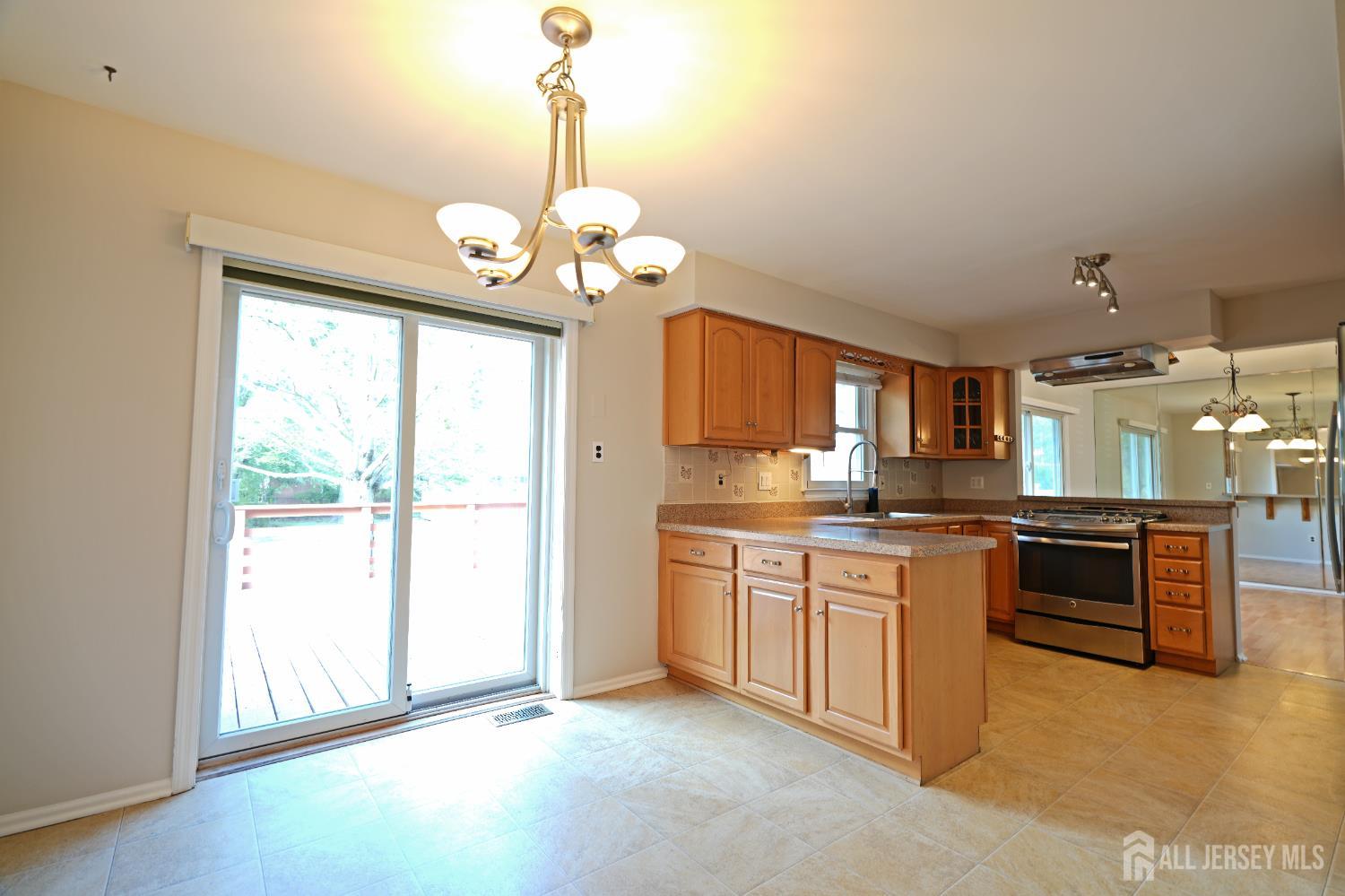 19 Wetherhill Way, South Brunswick, NJ, 08810 image 13