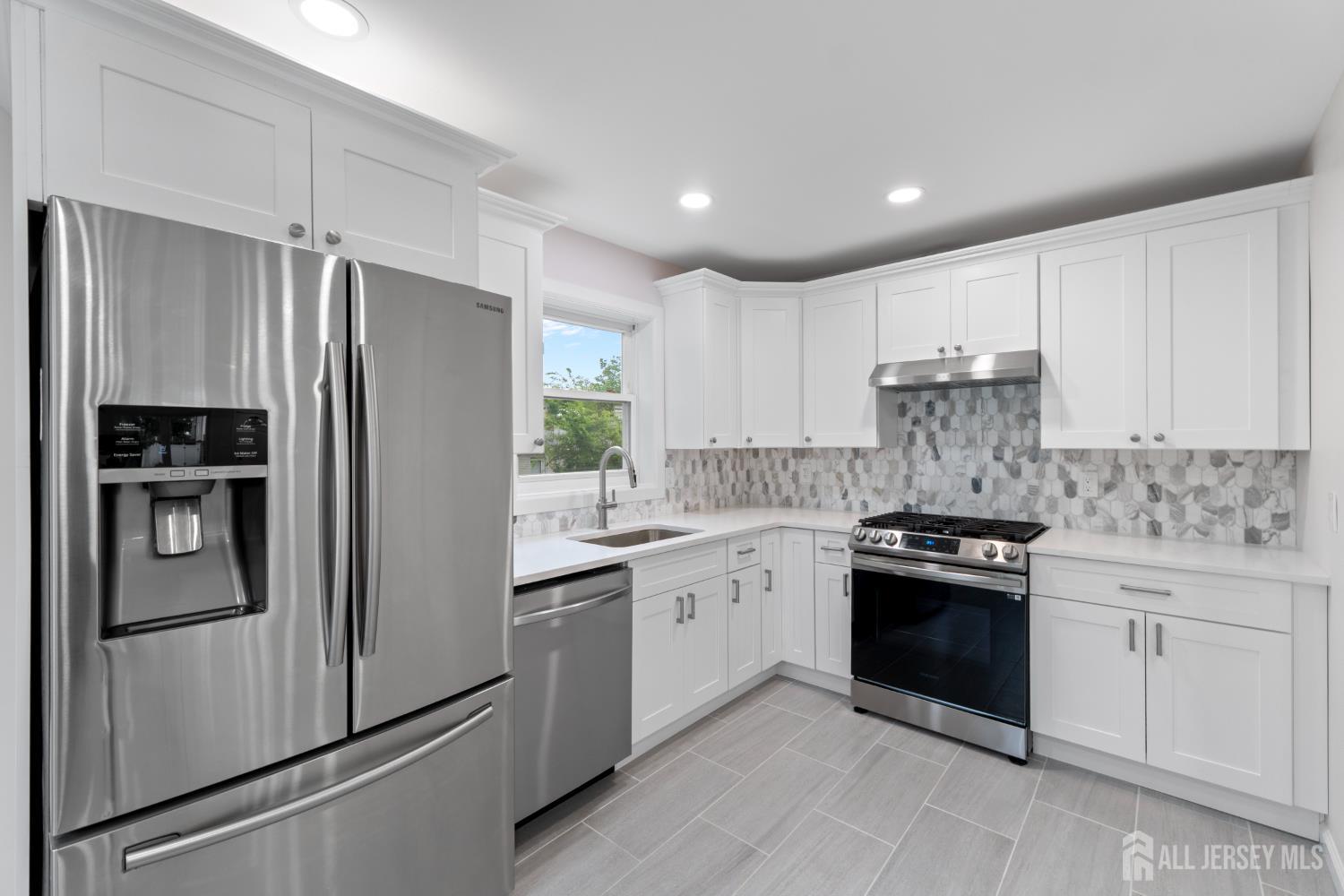 763 Gadek Place, Perth Amboy, NJ, 08861 image 9