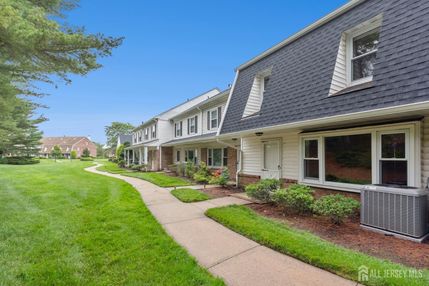 7 Tisbury Court, Scotch Plains, NJ, 07076