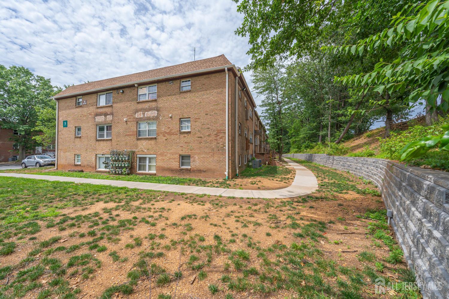 227 college Drive Image 2