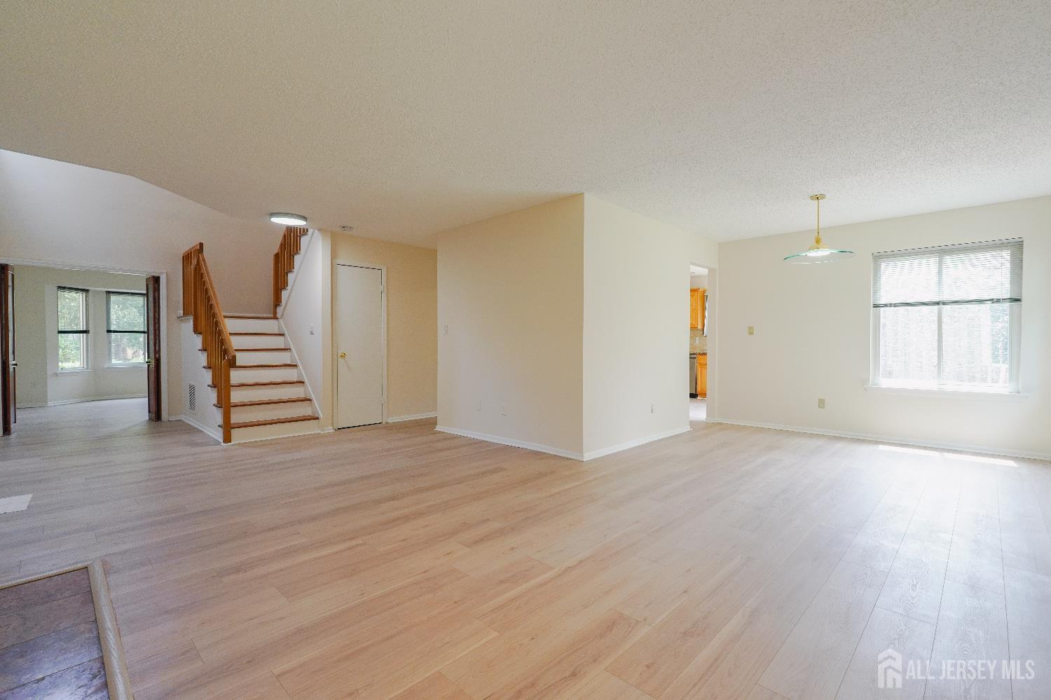 14 Carriage Place, Edison, NJ, 08820 image 10