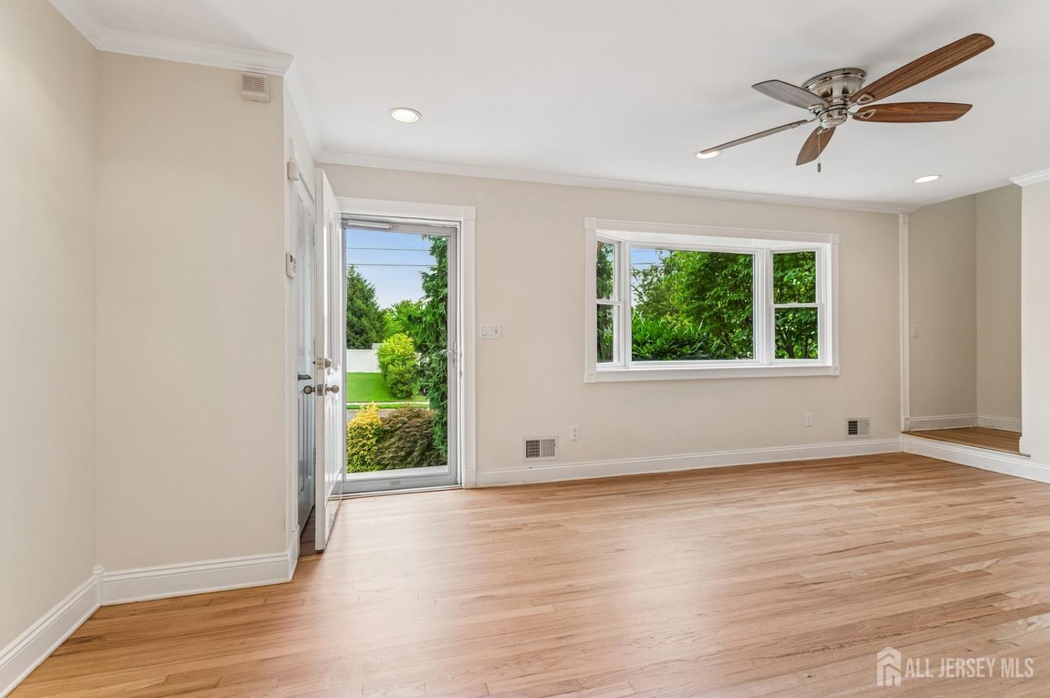 13 Spyros Drive Image 4
