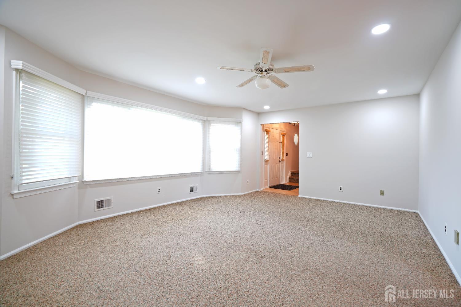 19 Wetherhill Way, South Brunswick, NJ, 08810 image 7