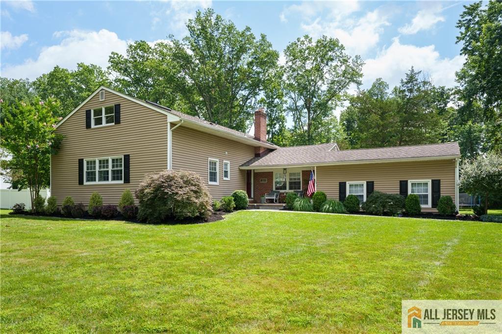11 Taylor Road Image 1