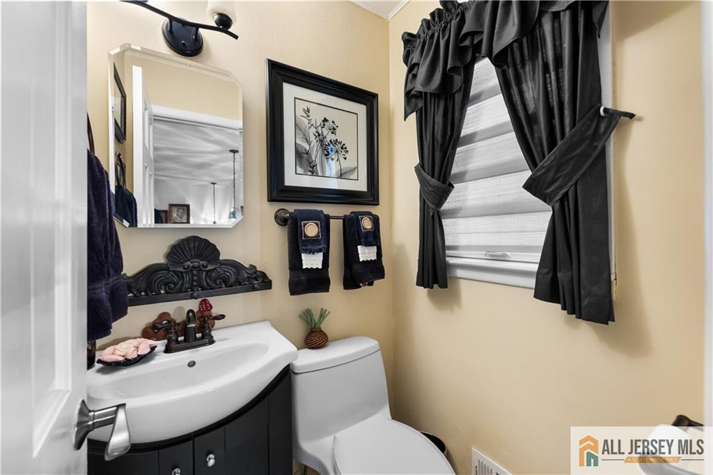 32 Fielek Terrace, Sayreville, NJ, 08859 image 26