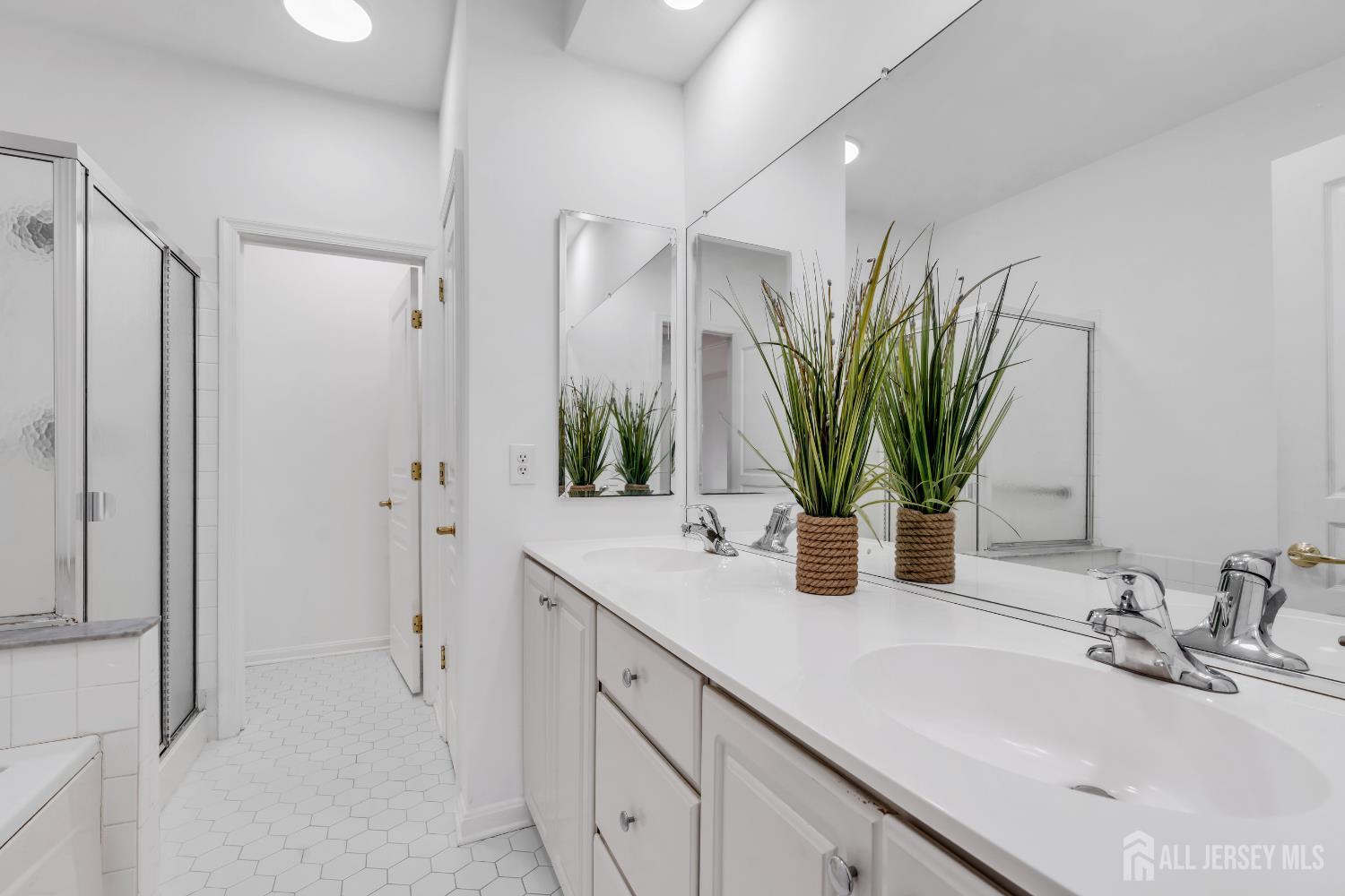 343 Harrier Drive, Monroe, NJ, 08831 image 27