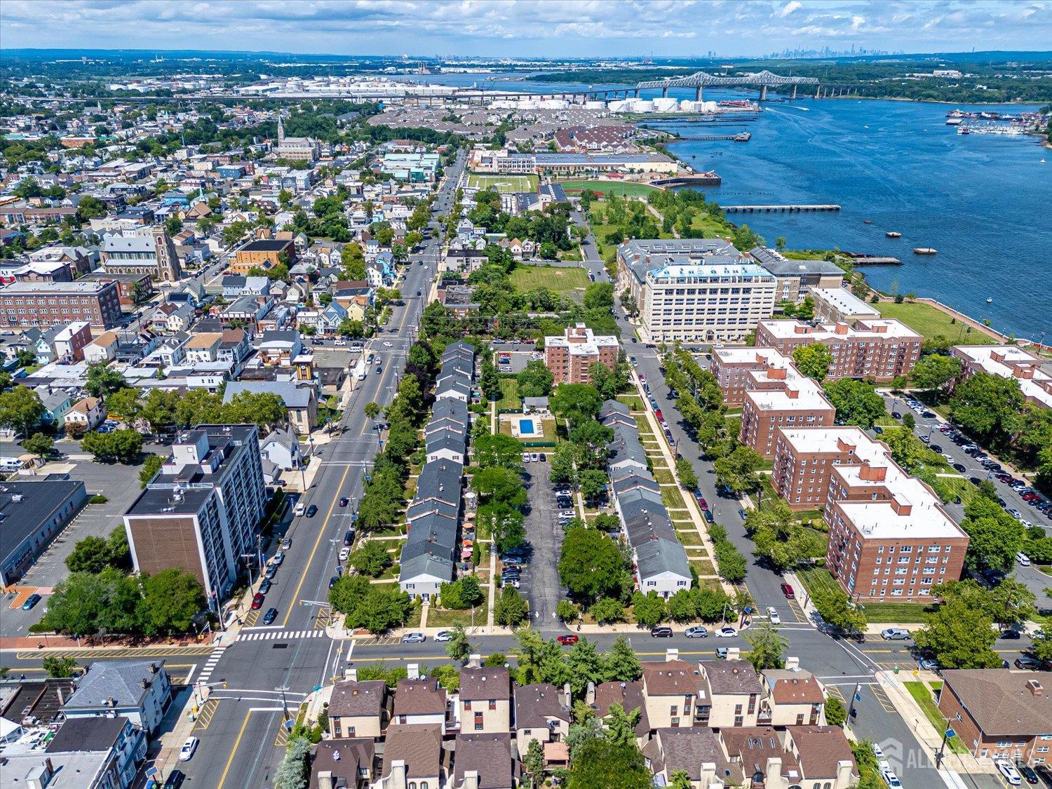 57 smith Street 2, Perth Amboy, NJ, 08861 image 39