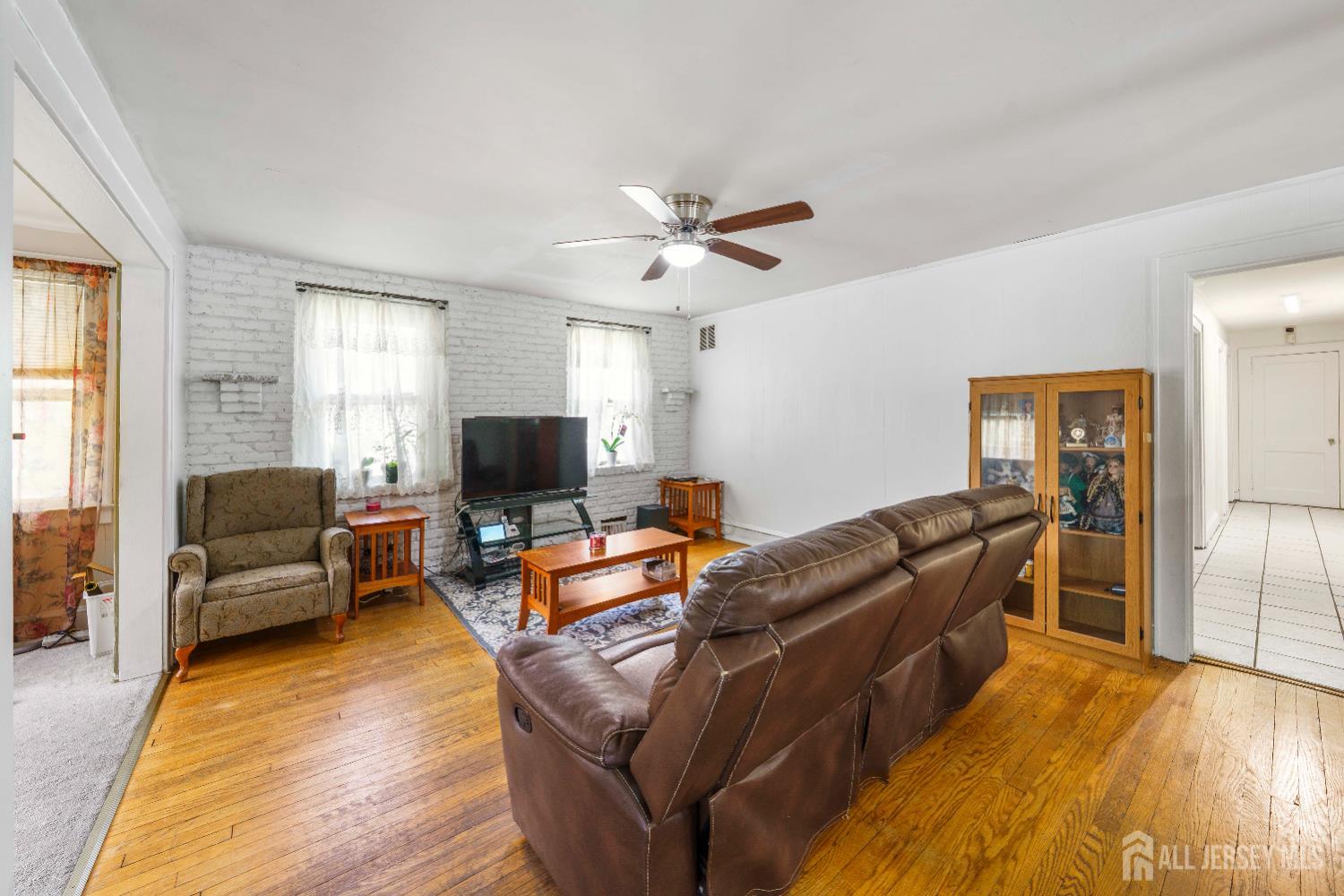1009 Old Corlies Avenue Image 4