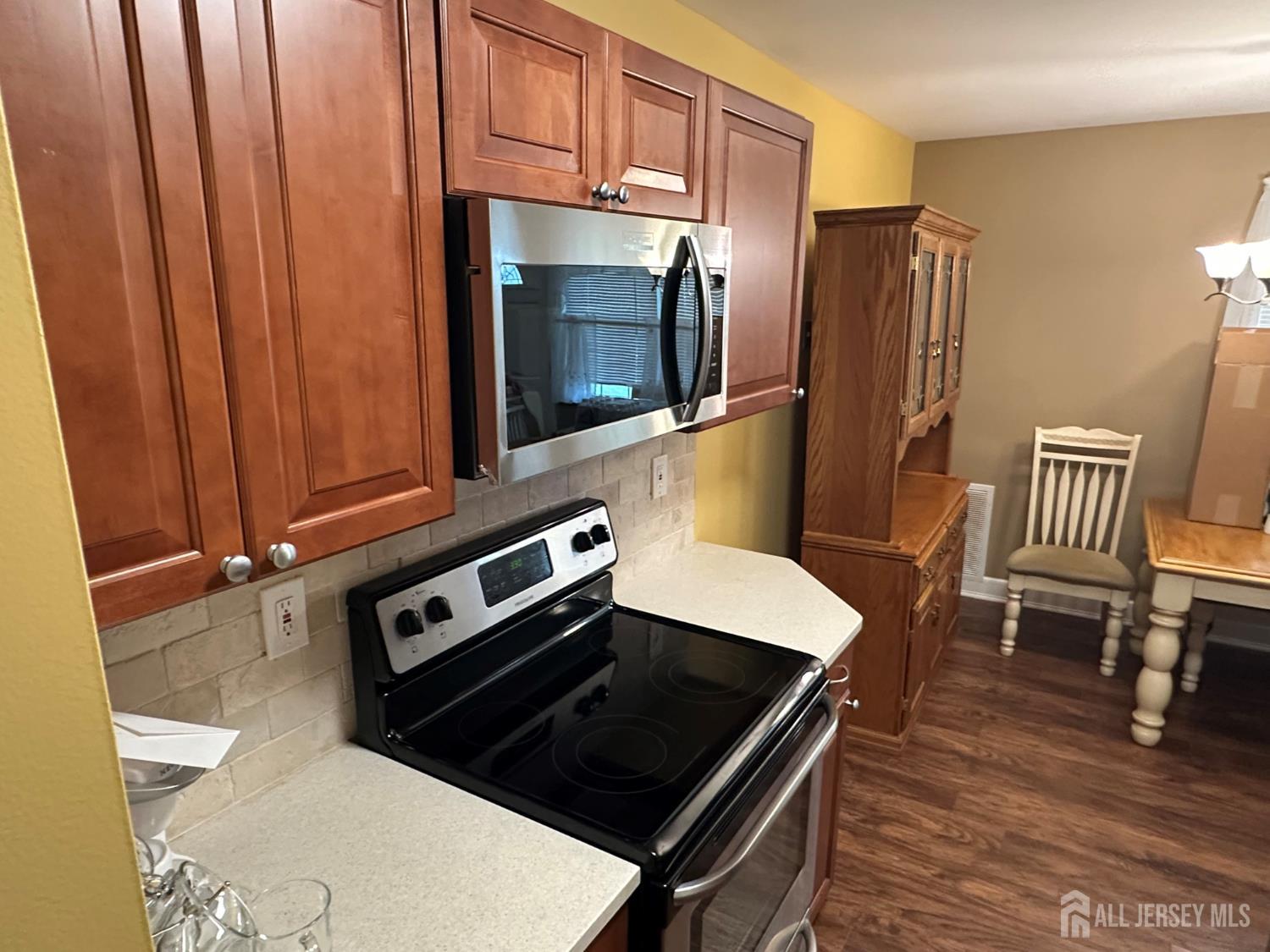 9 Maine Court, Old Bridge, NJ, 07747 image 6