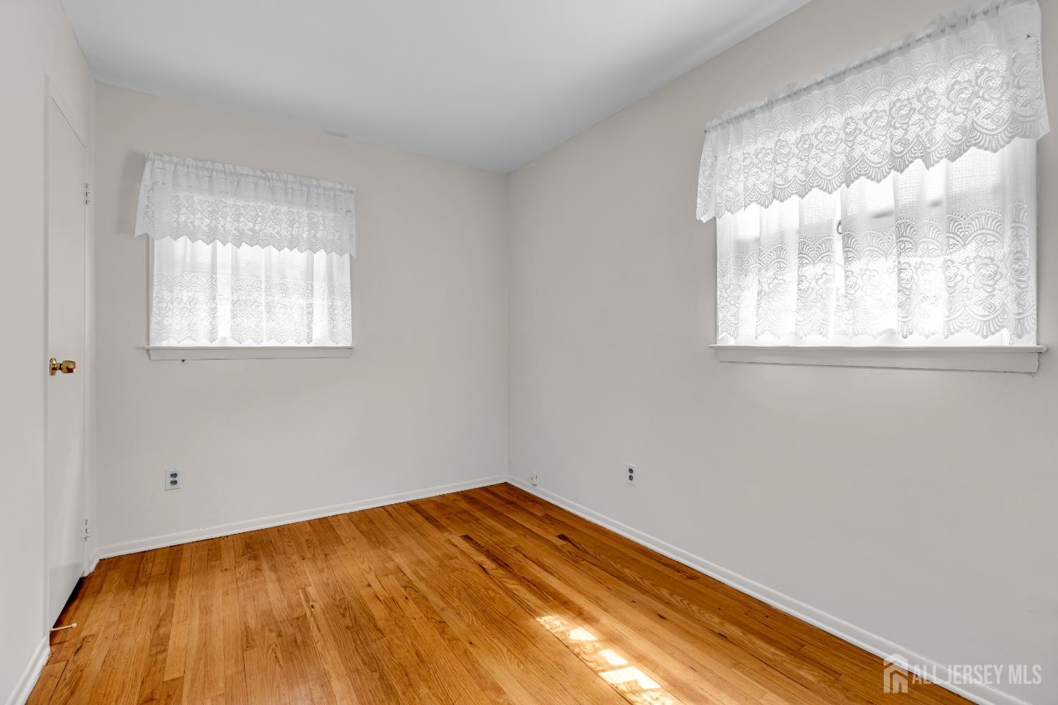 30 Daniel Drive, Matawan, NJ, 07747 image 36