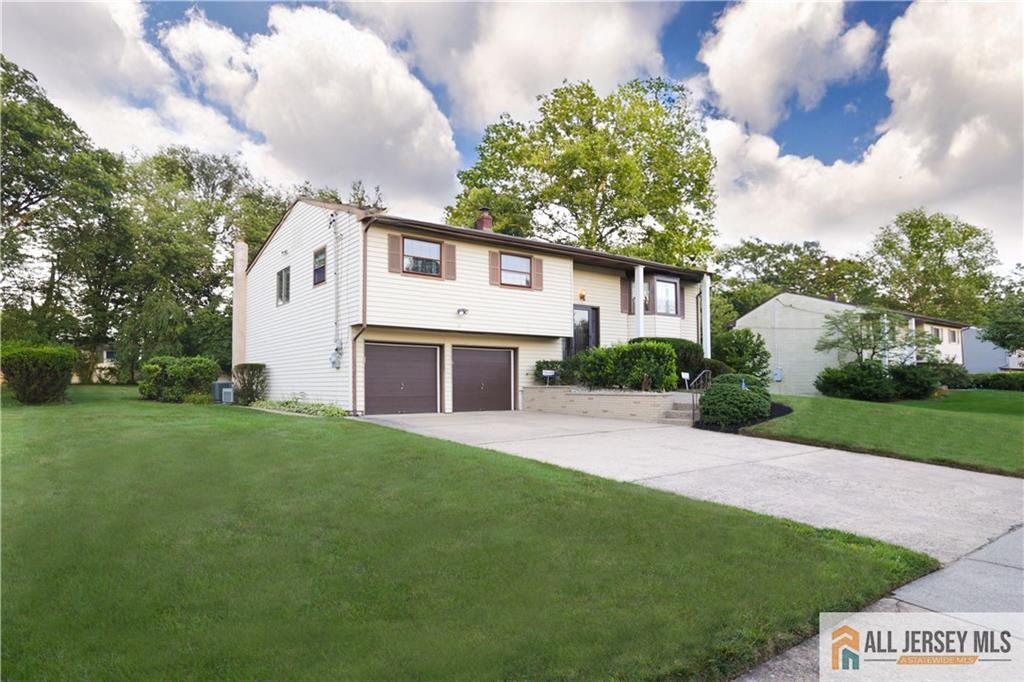 12 Tompkins Road, East Brunswick, NJ, 08816