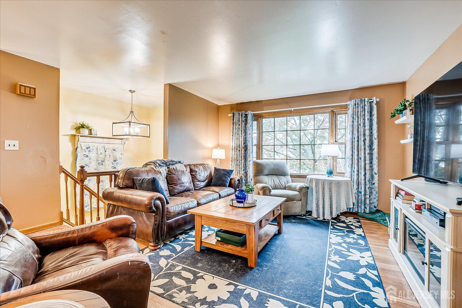 20 Market Street, Edison, NJ, 08817 image 9
