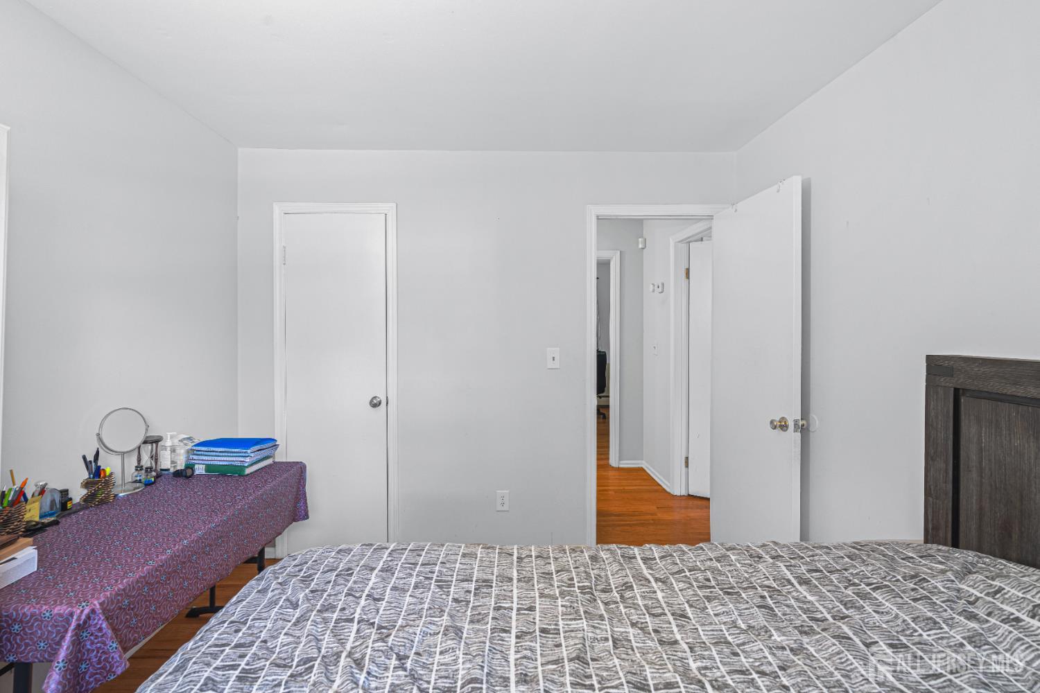 1099 new dover Road, Edison, NJ, 08820 image 31