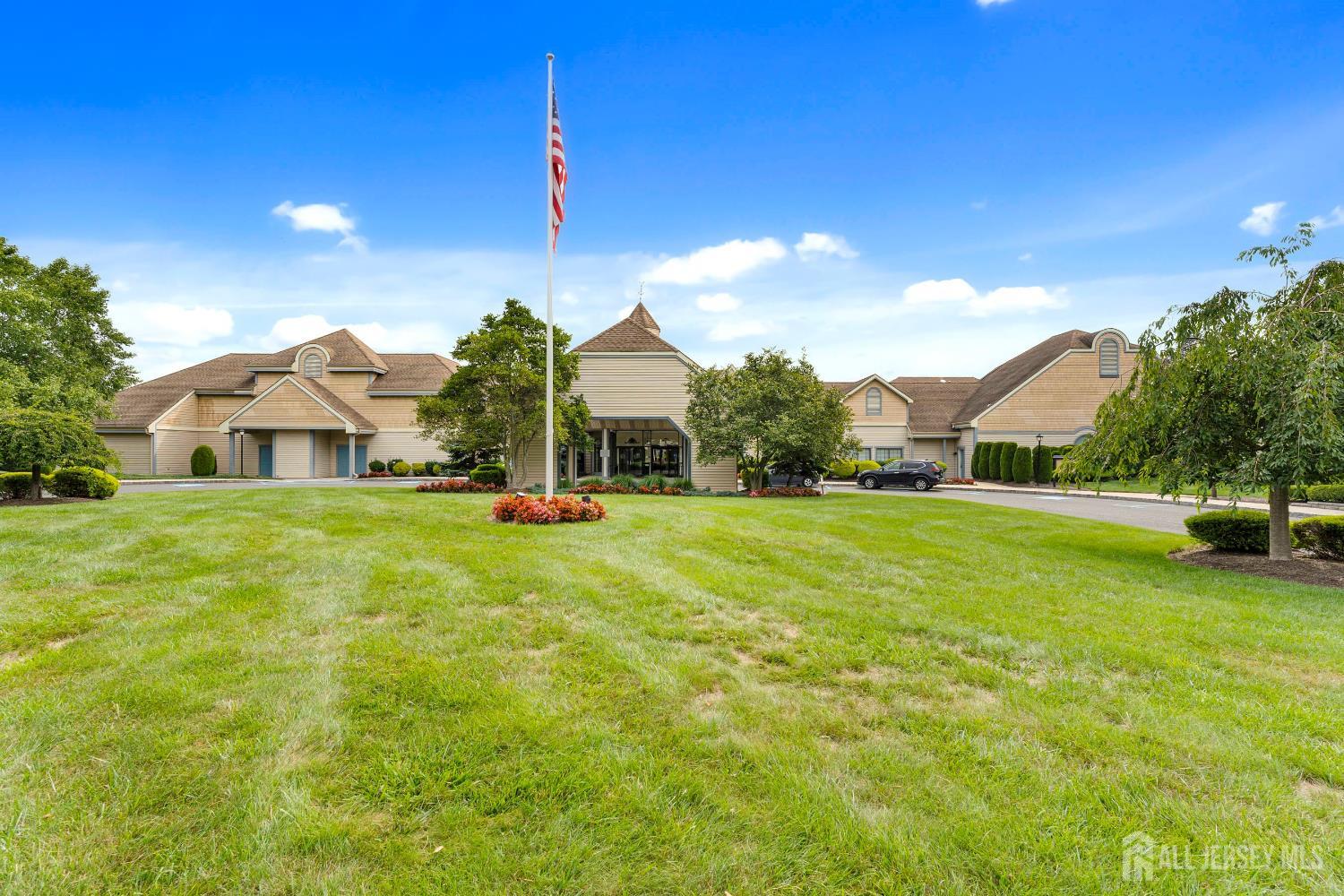 2-B Surrey Court, Monroe, NJ, 08831 image 25