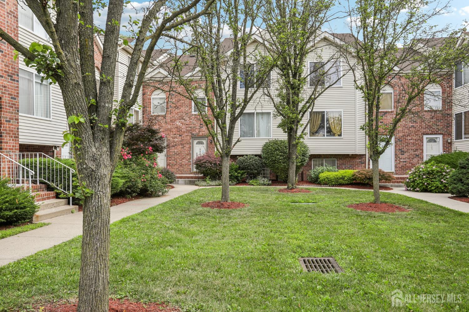 306 Holly Drive Image 3