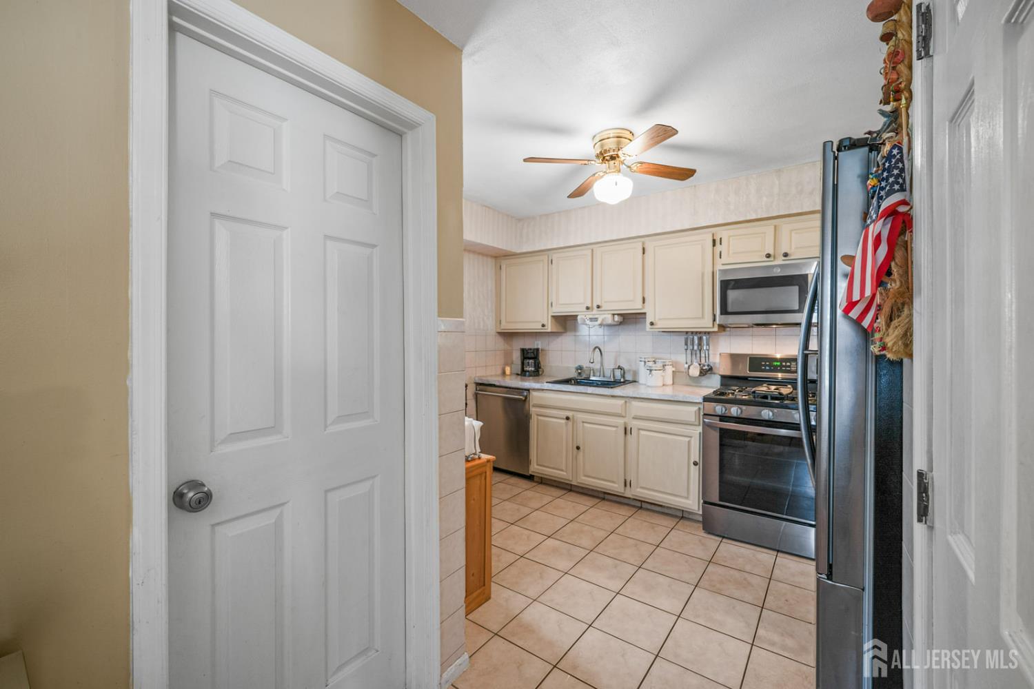 33 Marina View Drive, Sewaren, NJ, 07077 image 6