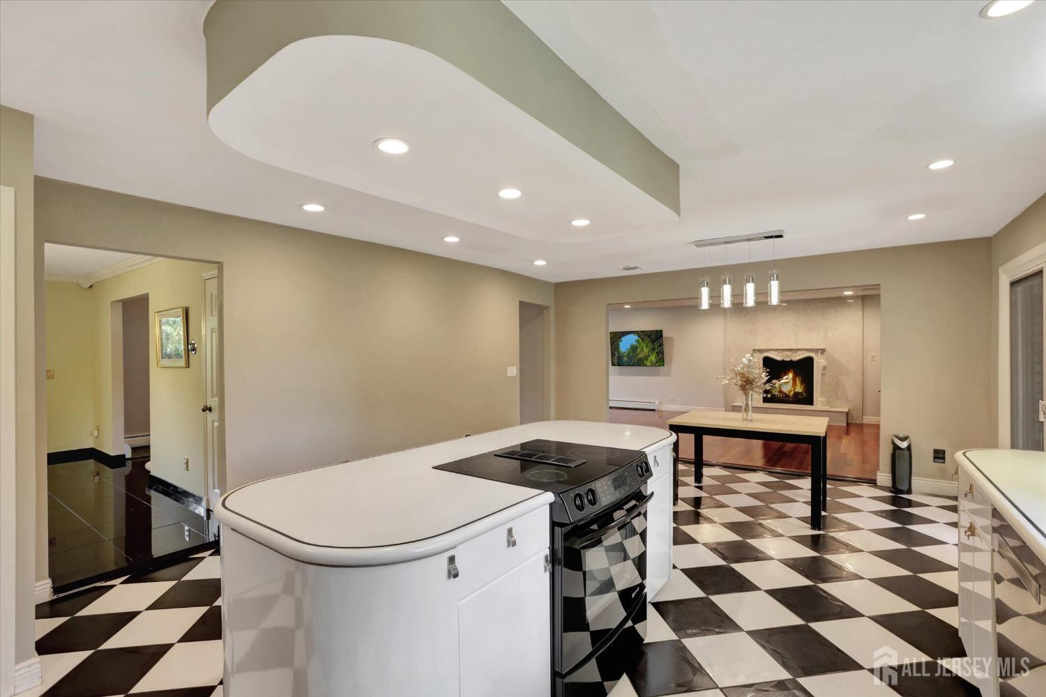 403 New Dover Road, Colonia, NJ, 07067 image 16