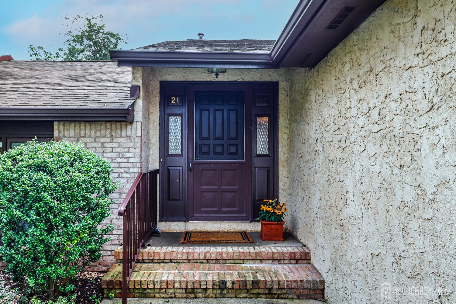 21 Teaberry Drive Image 4