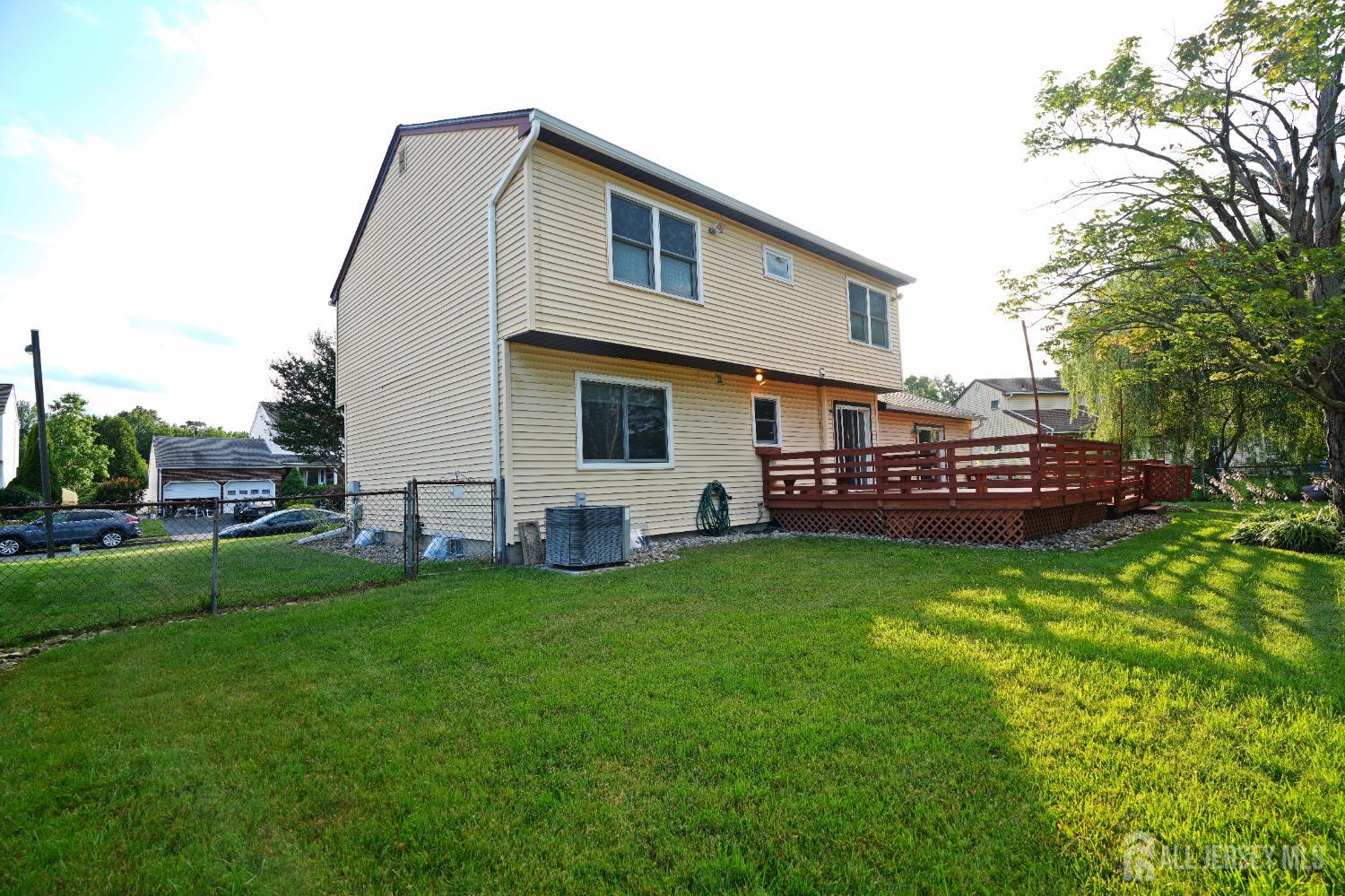 19 Wetherhill Way, South Brunswick, NJ, 08810 image 40